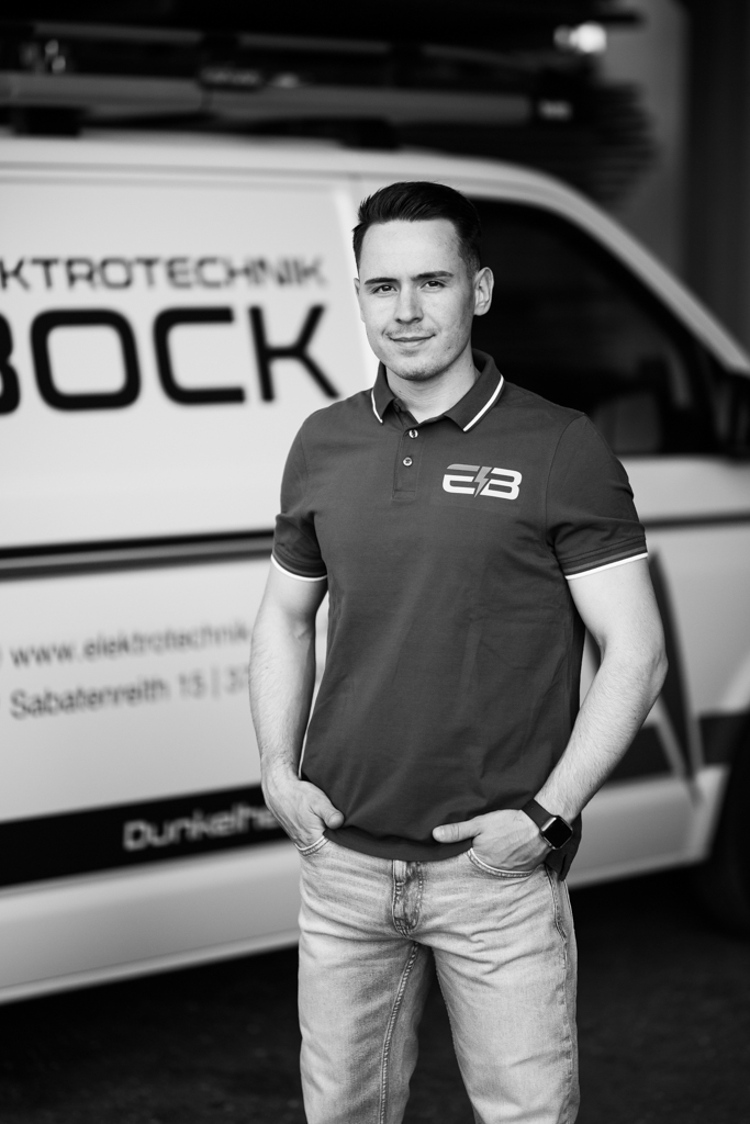 Bild zeigt Tobias Bock
Geschäftsführer und Techniker von Elektrotechnik Bock
Link zu Social Media Platformen