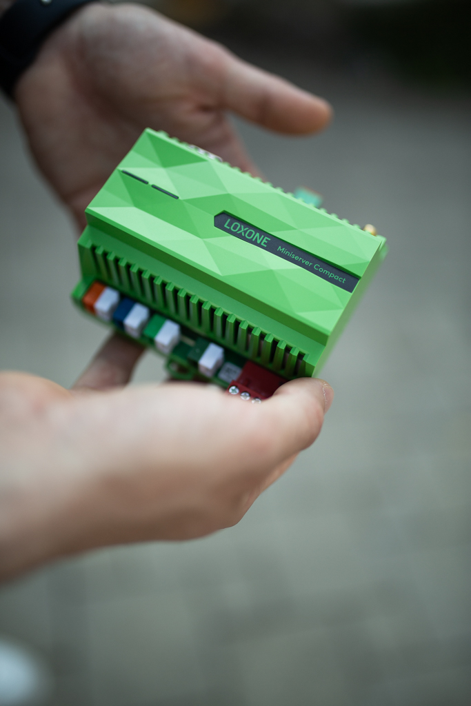Button mit Weiterleitung zur Leistungsbeschreibung rund ums Smart-Home bzw. die Gebäudeautomation